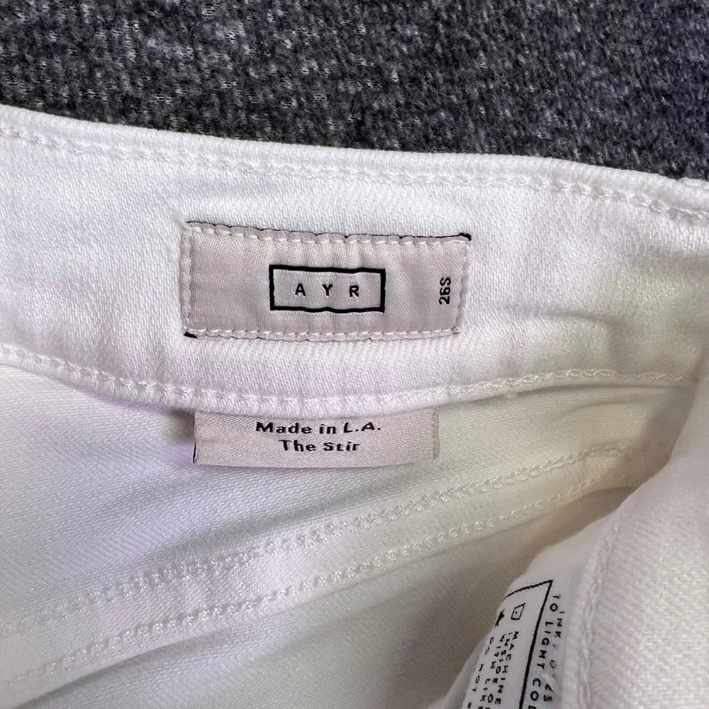 AYR The Stir Jeans Womens 26 White Slim Straight Casual Chic Stretch USA Made